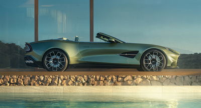 Aston Martin Vanquish Volante - side