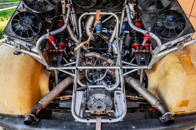 Peugeot 2008 DKR - engine bay