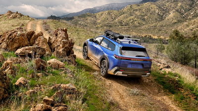 Subaru Trailseeker - rear